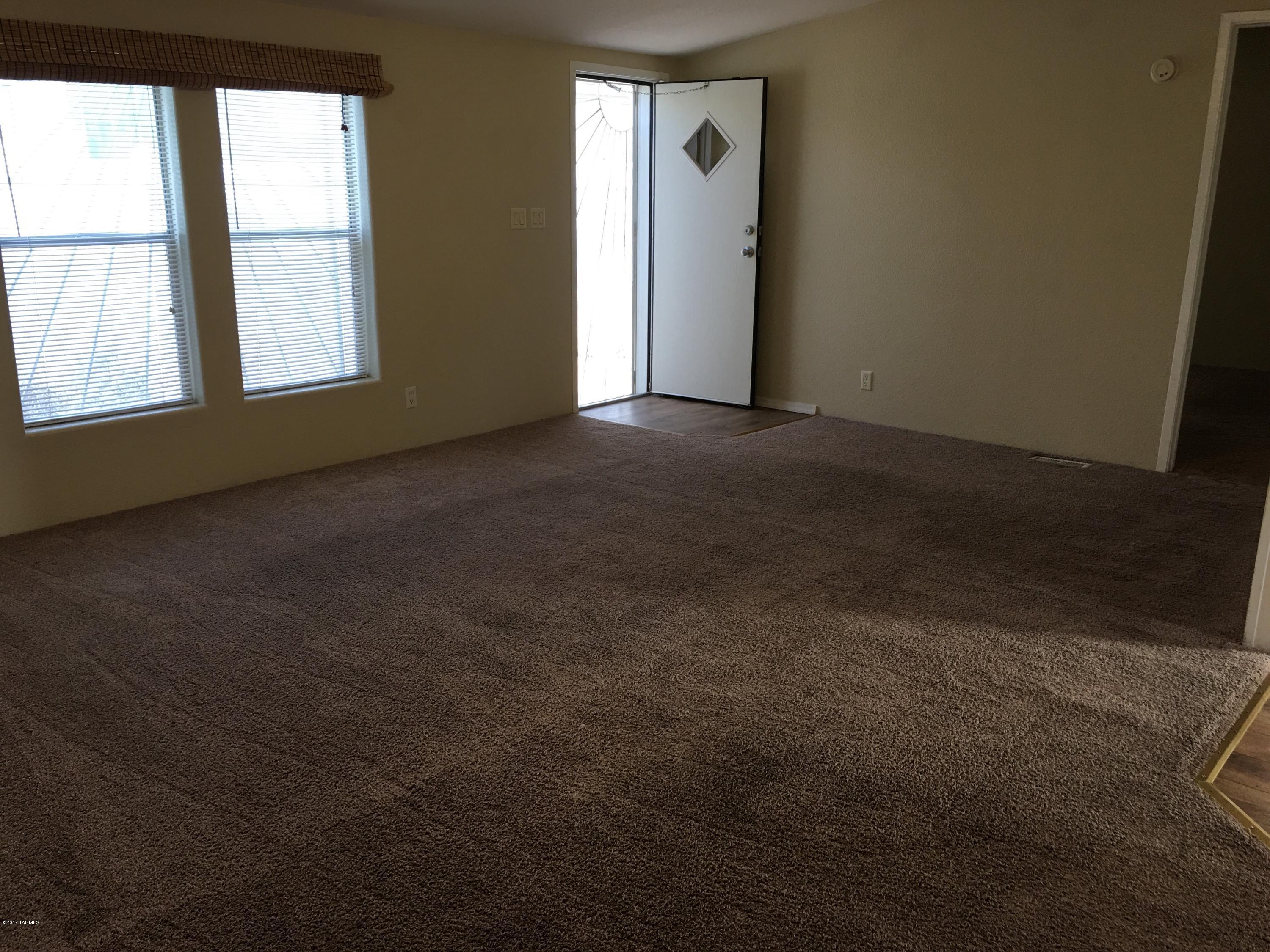 113 East Delano Street Tucson, AZ 85705 - Photo 6 of 16