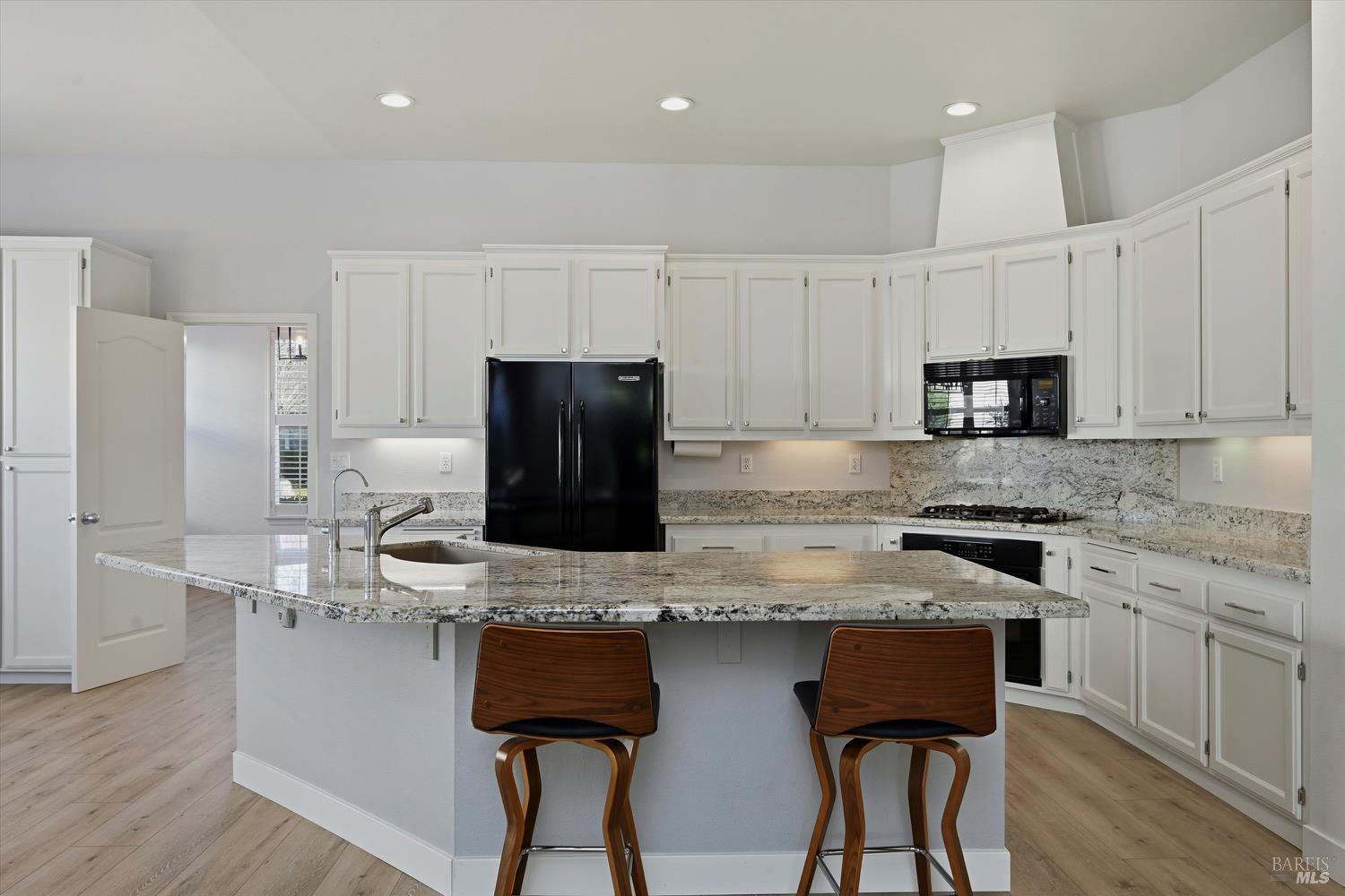 844 Signorelli Circle St. Helena, CA 94574 - Photo 12 of 30