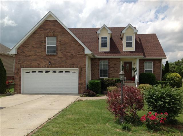 407 Berry Circle Springfield, TN 37172 - Photo 20 of 20 Great floor plan, extensive landscaping.