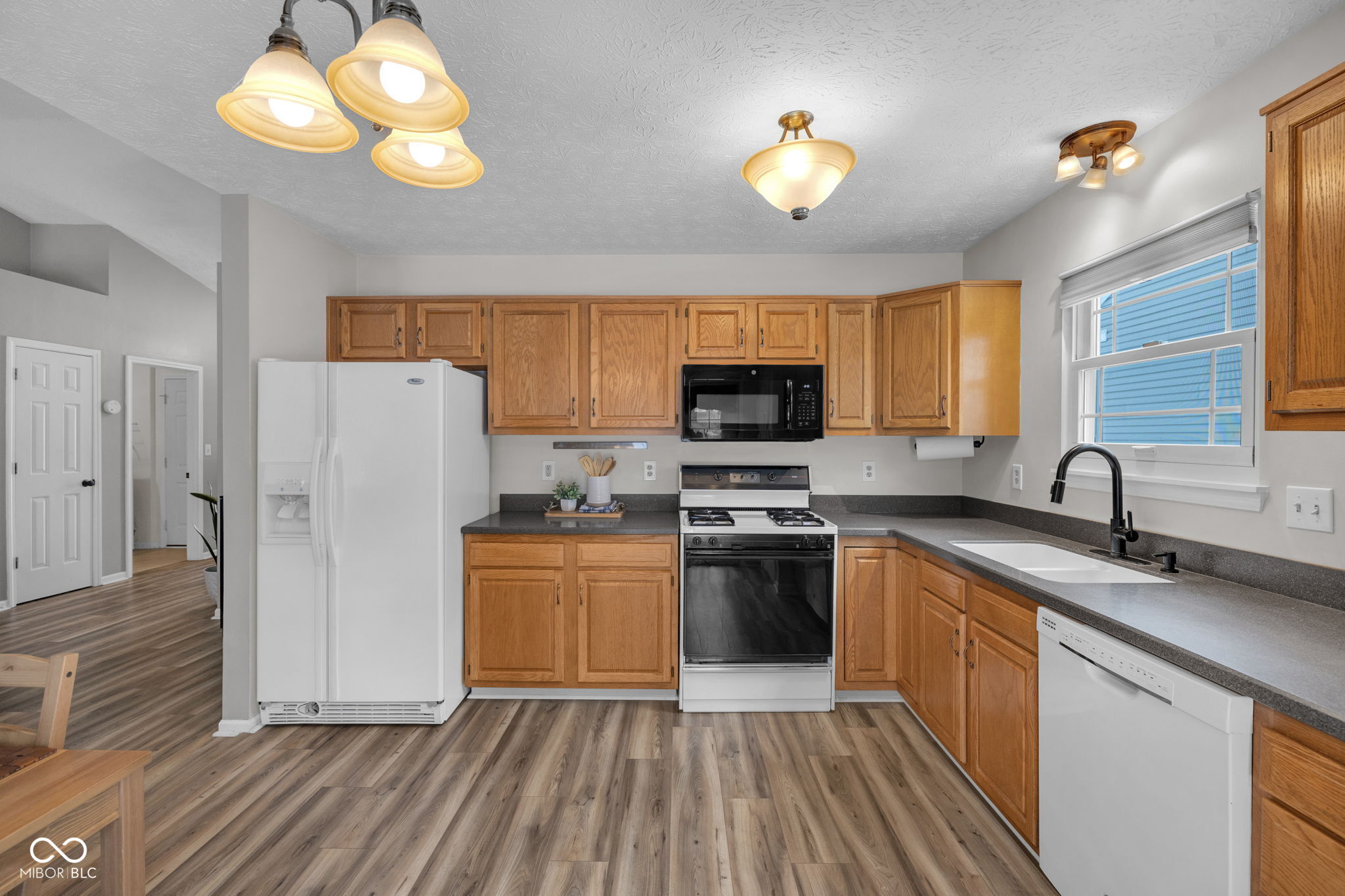 13022 St Andrews Way Fishers, IN 46038 - Photo 12 of 34