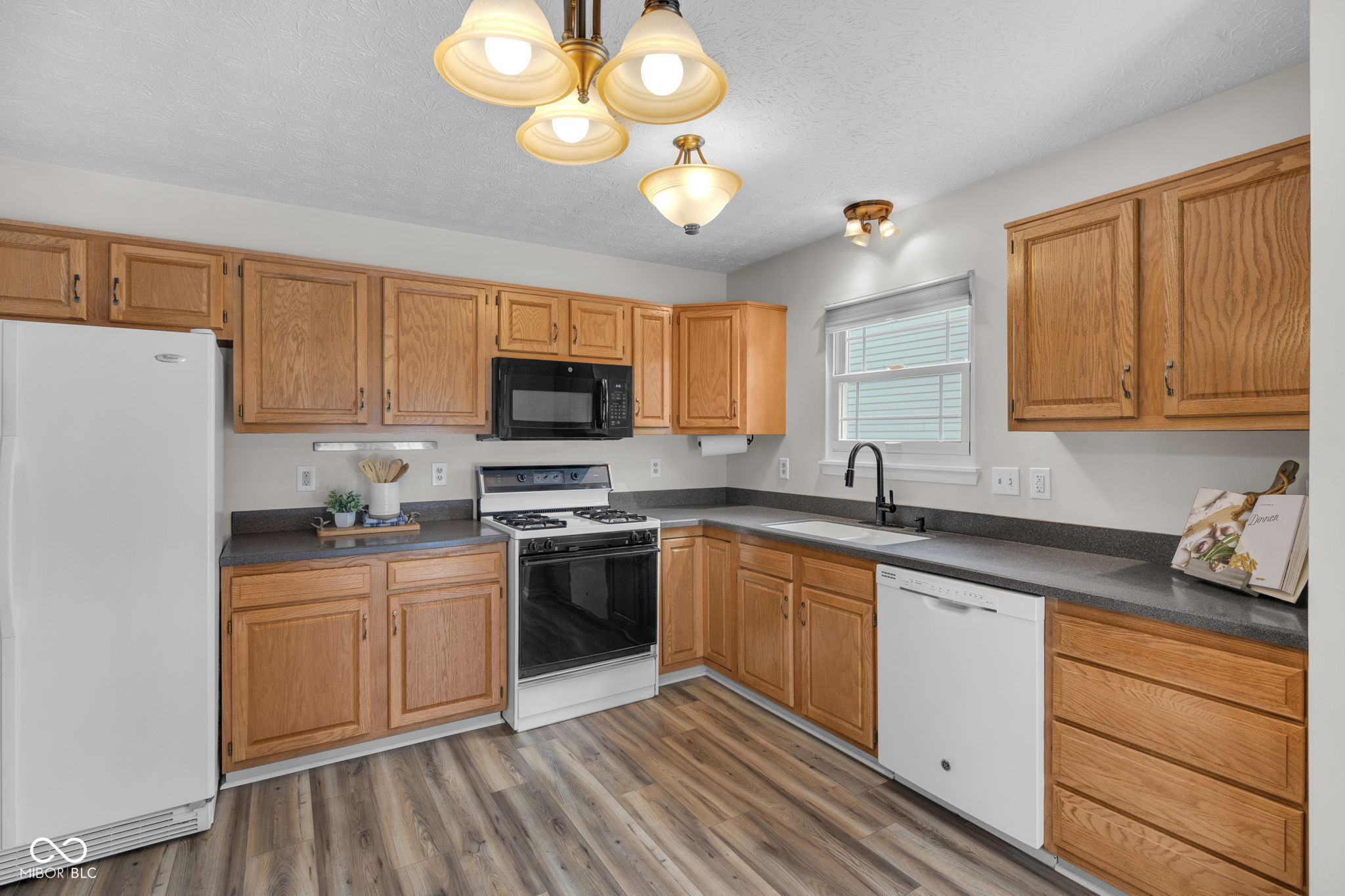 13022 St Andrews Way Fishers, IN 46038 - Photo 14 of 34