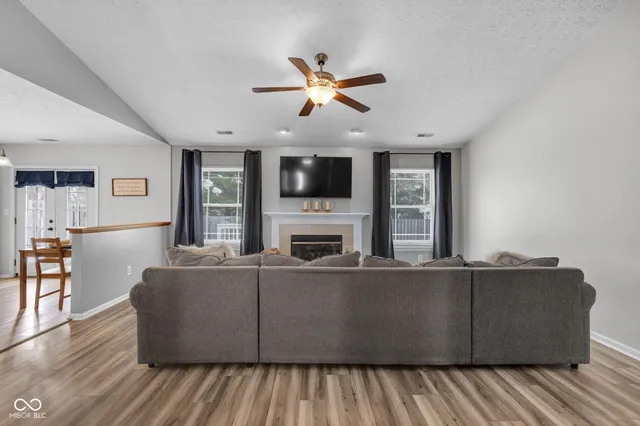 $309,500 | 13022 St Andrews Way, Fishers, IN 46038