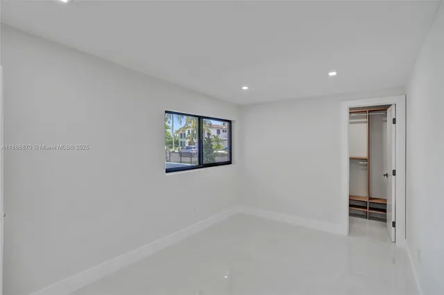 a close up view of a utility room