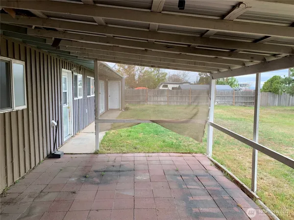 $265,000 | 137 Schilling Drive, Moses Lake, WA 98837