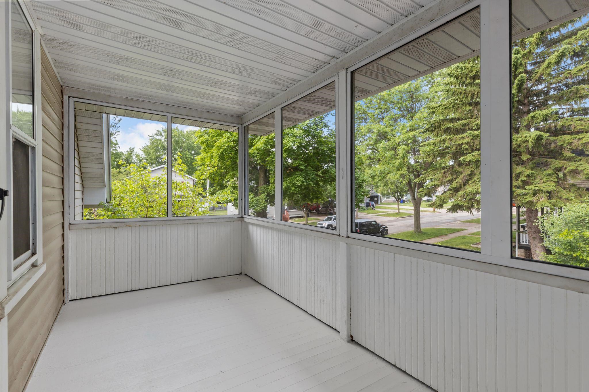 719 South State Street Appleton, WI 54911 - Photo 35 of 68
