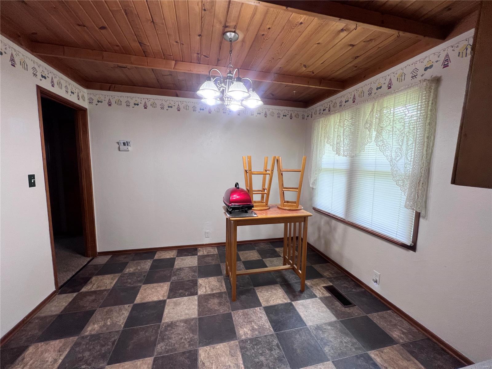 503 South Main Street New Douglas, IL 62074 - Photo 31 of 58