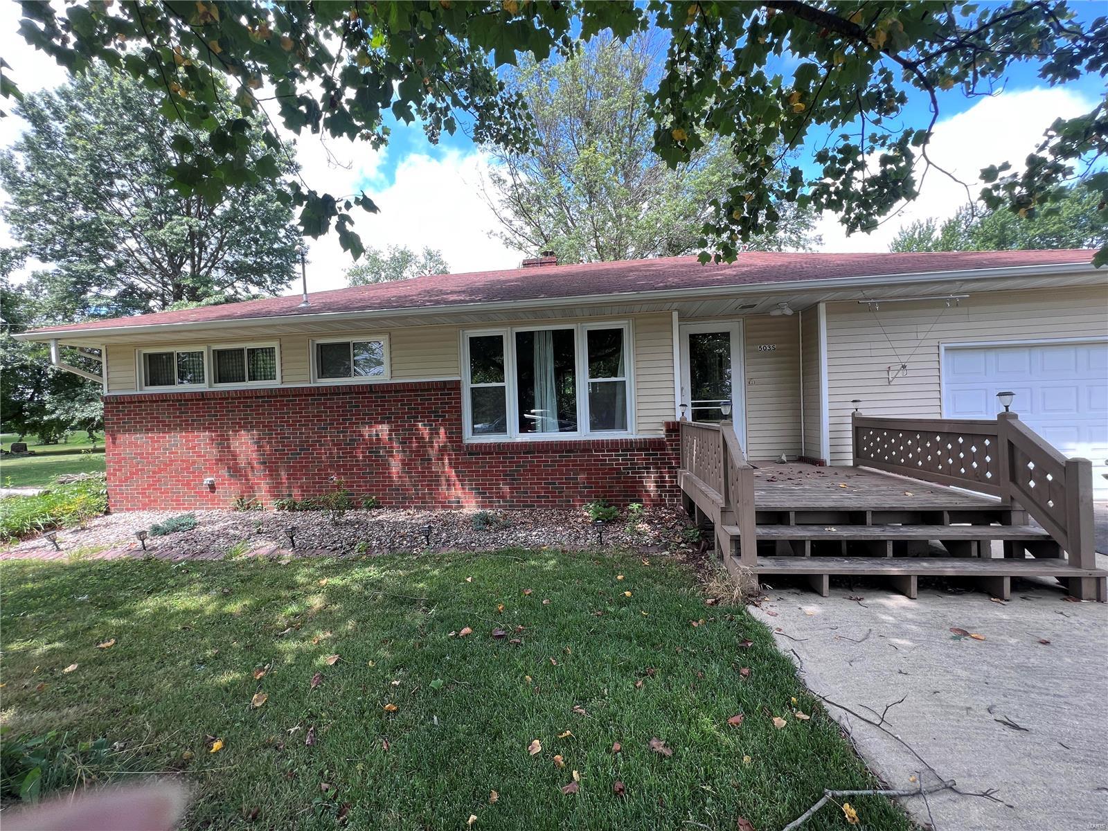 503 South Main Street New Douglas, IL 62074 - Photo 5 of 58