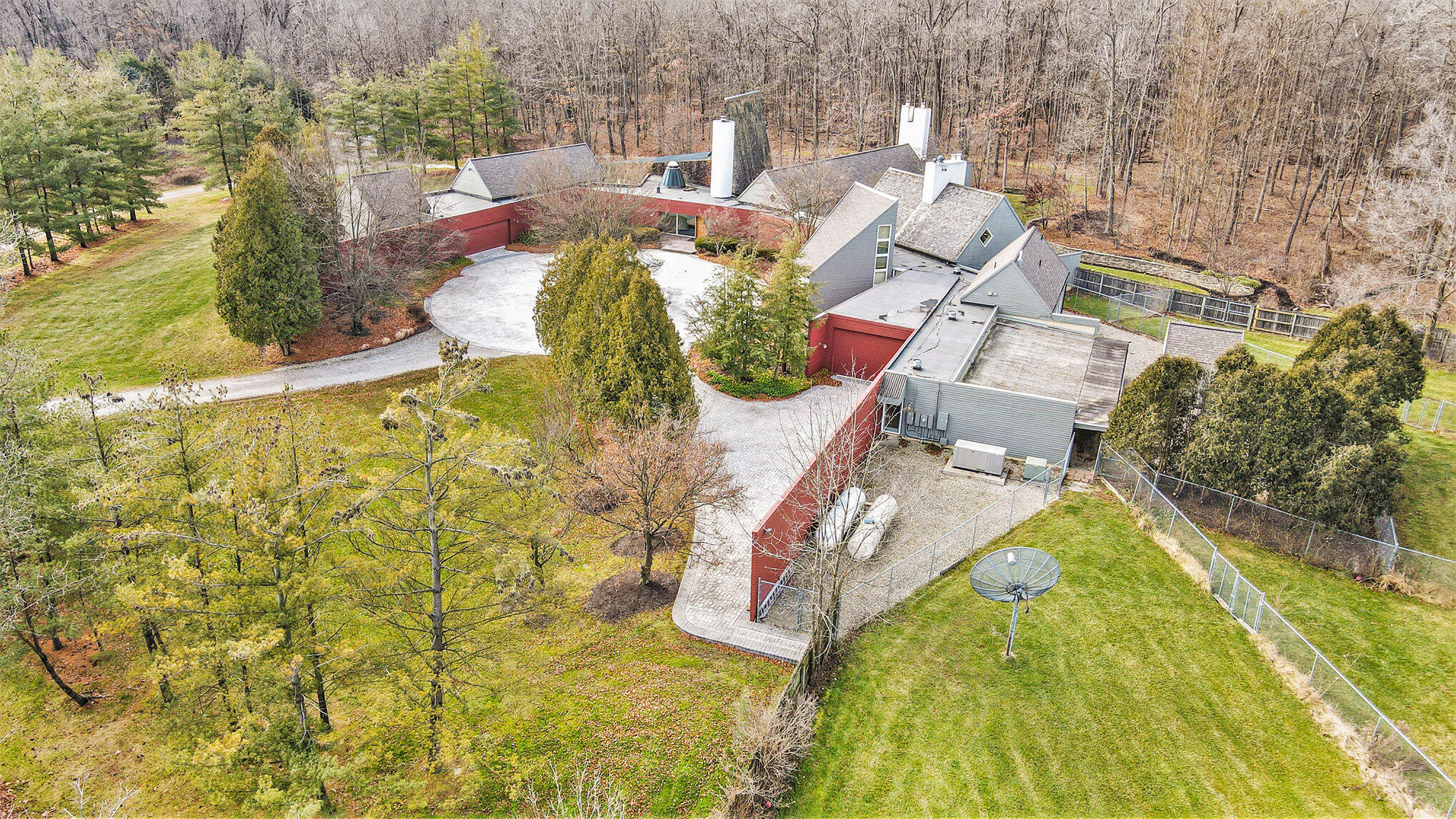 6283 Hellner Road Ann Arbor, MI 48105 - Photo 103 of 106 106_dji_0870