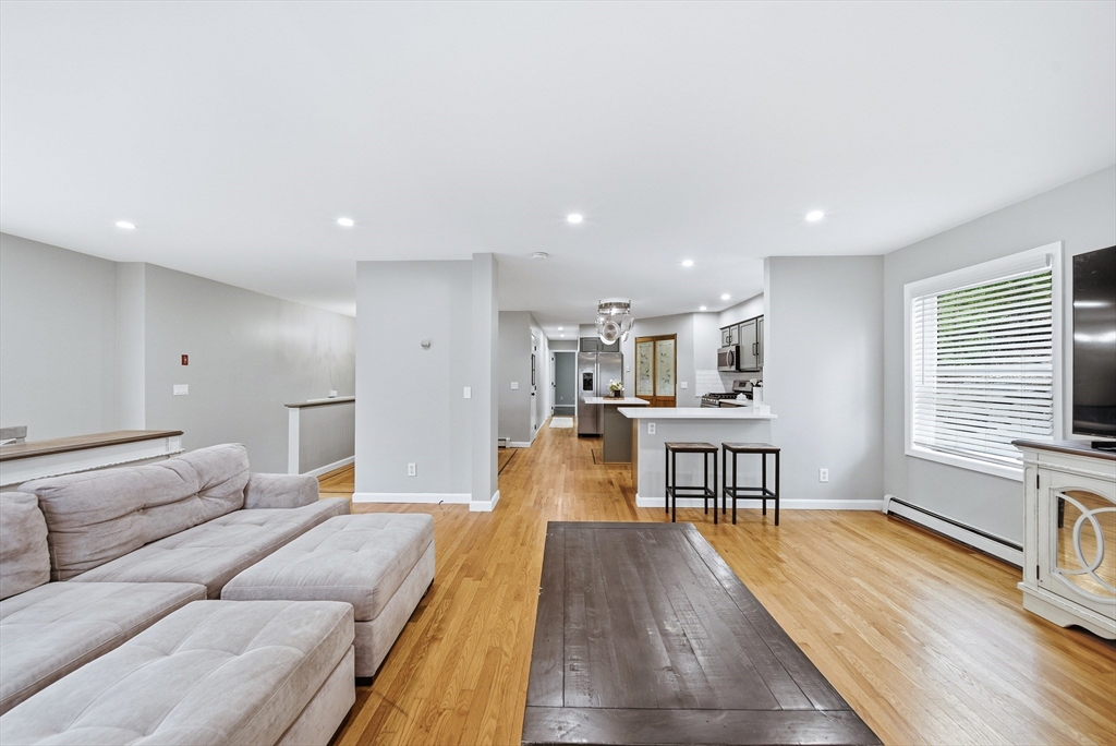 89 Webster Street Douglas, MA 01516 - Photo 6 of 42