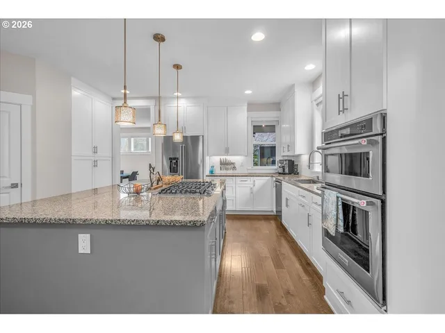 $1,250,000 | 14111 Southeast Tarnahan Court, Happy Valley, OR 97086