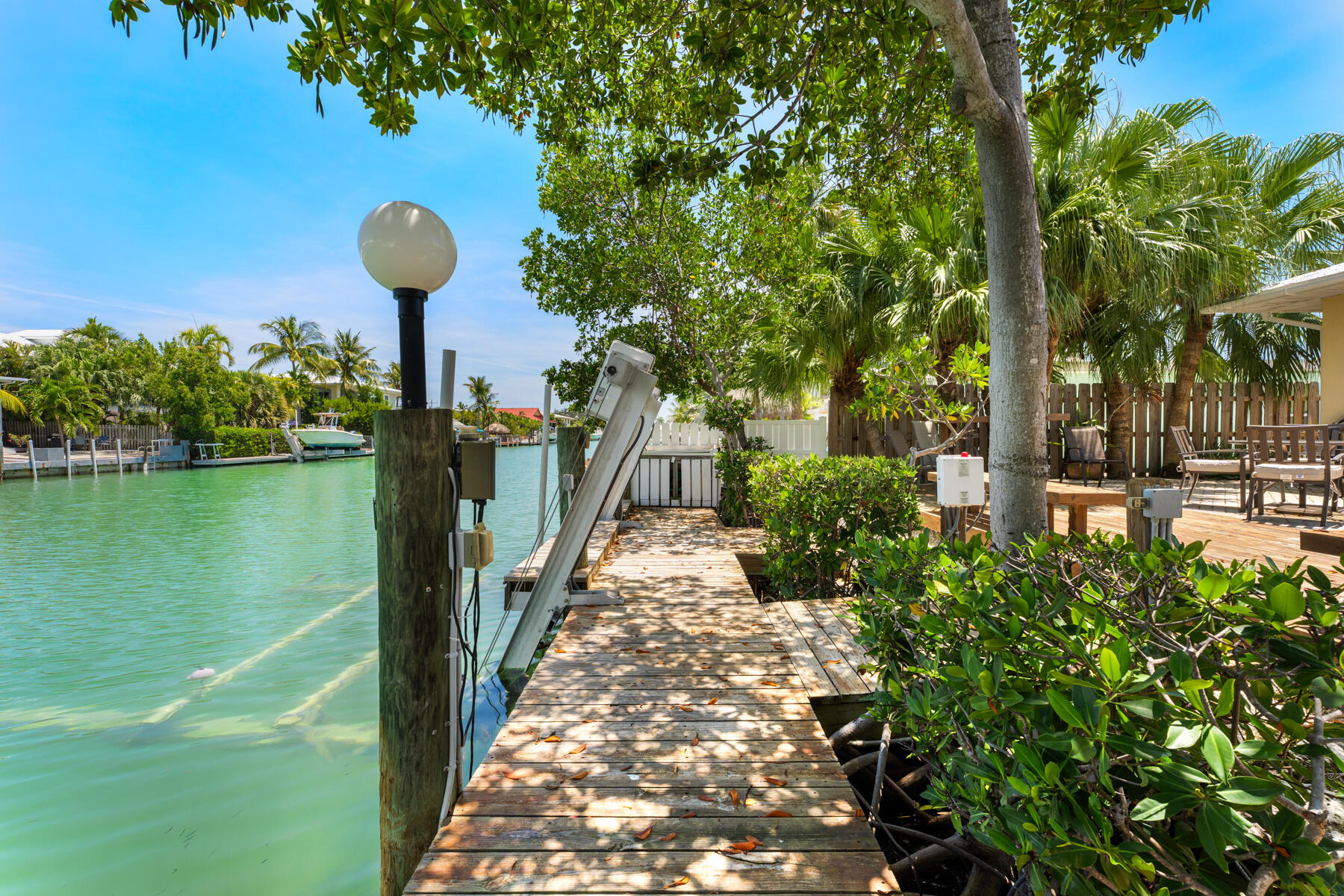 440 9th Street Key Colony Beach, FL 33051 - Photo 28 of 50 Canal South
