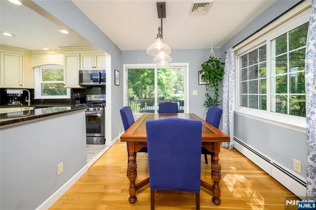 $949,000 | 624 West Drive, Paramus, NJ 07652