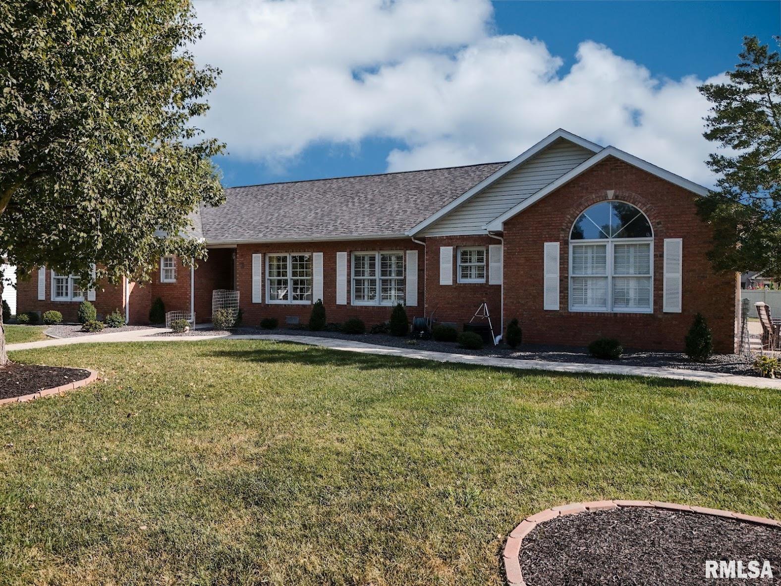 1803 Reveille Road Marion, IL 62959 - Photo 3 of 83 Gallery Image 3