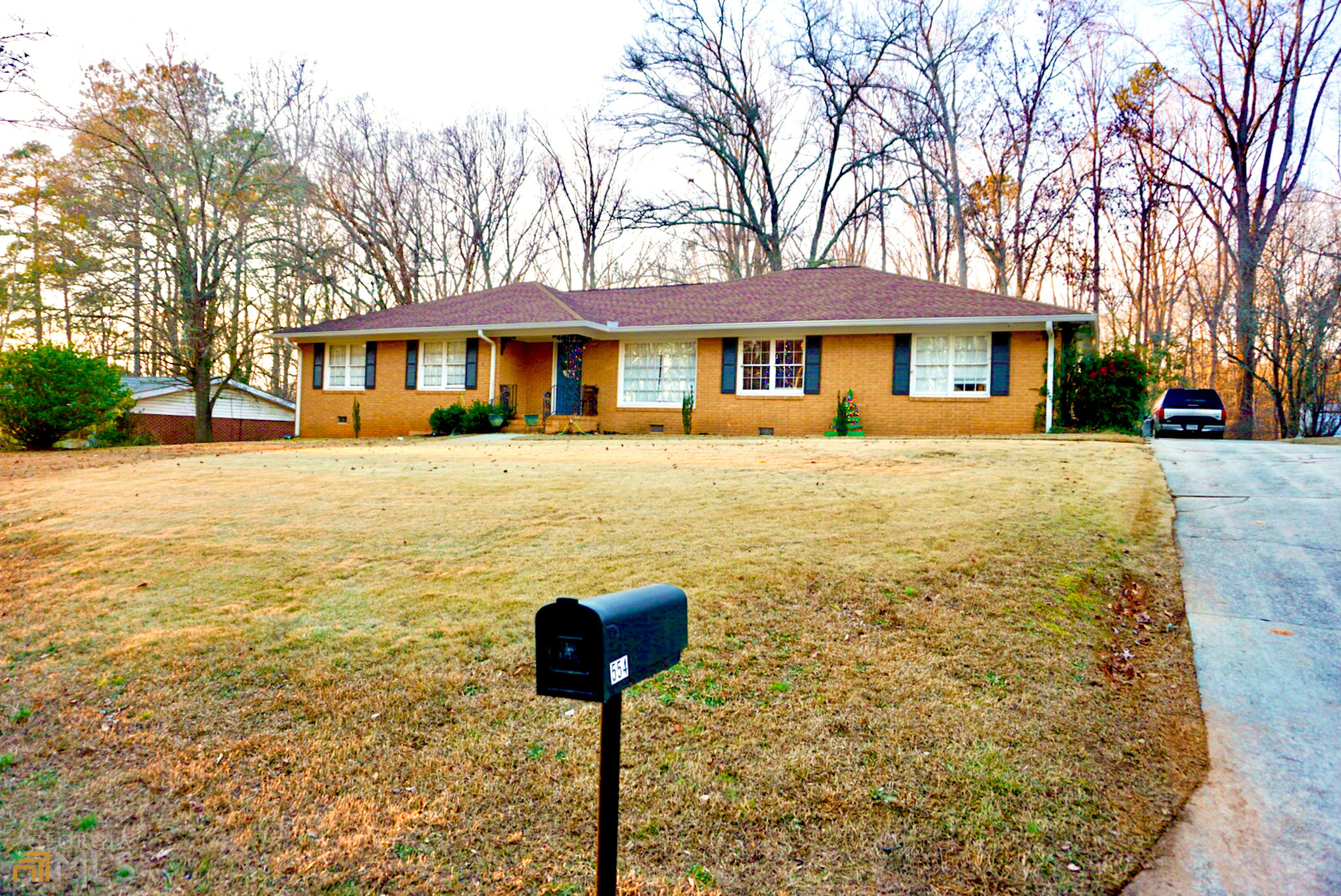 554 Rhodes Drive Elberton, GA 30635 - Photo 1 of 1 Front of house from road