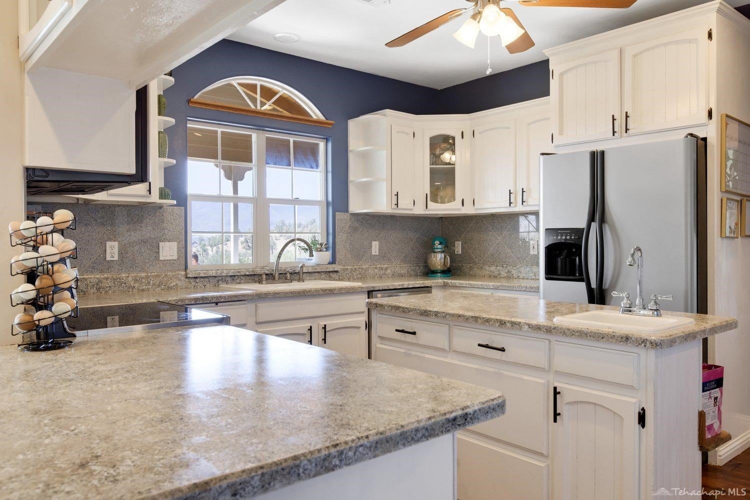 21218 Pine Ridge Drive Tehachapi, CA 93561 - Photo 12 of 62 Gallery Image 12