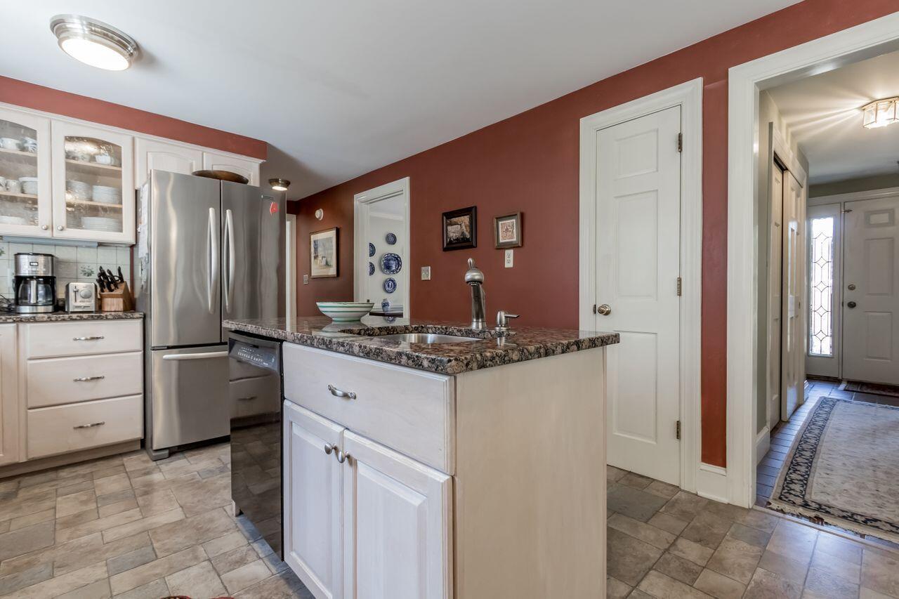 19 Schooner Ridge Road Cumberland, ME 04110 - Photo 12 of 44 20220329KC-71024