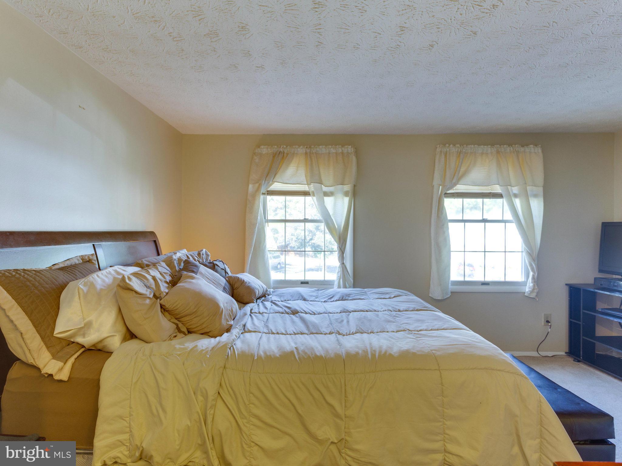 8032 Grandview Court Springfield, VA 22153 - Photo 19 of 28 Bedroom