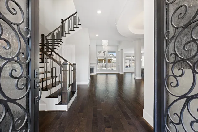 $1,520,000 | 18011 Blue Ridge Shores Drive, Cypress, TX 77433