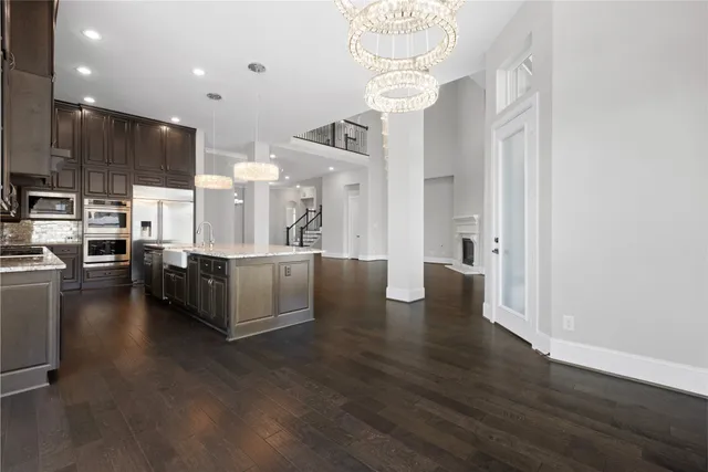 $1,520,000 | 18011 Blue Ridge Shores Drive, Cypress, TX 77433