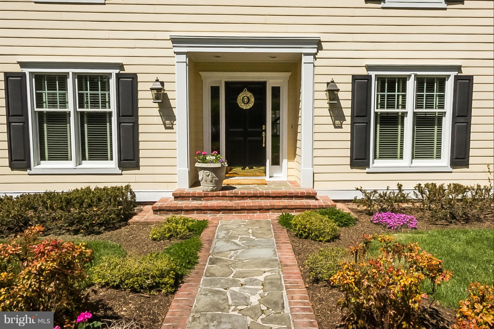 1936 Ruxton Road Baltimore, MD 21204 - Photo 2 of 30 Main Entry