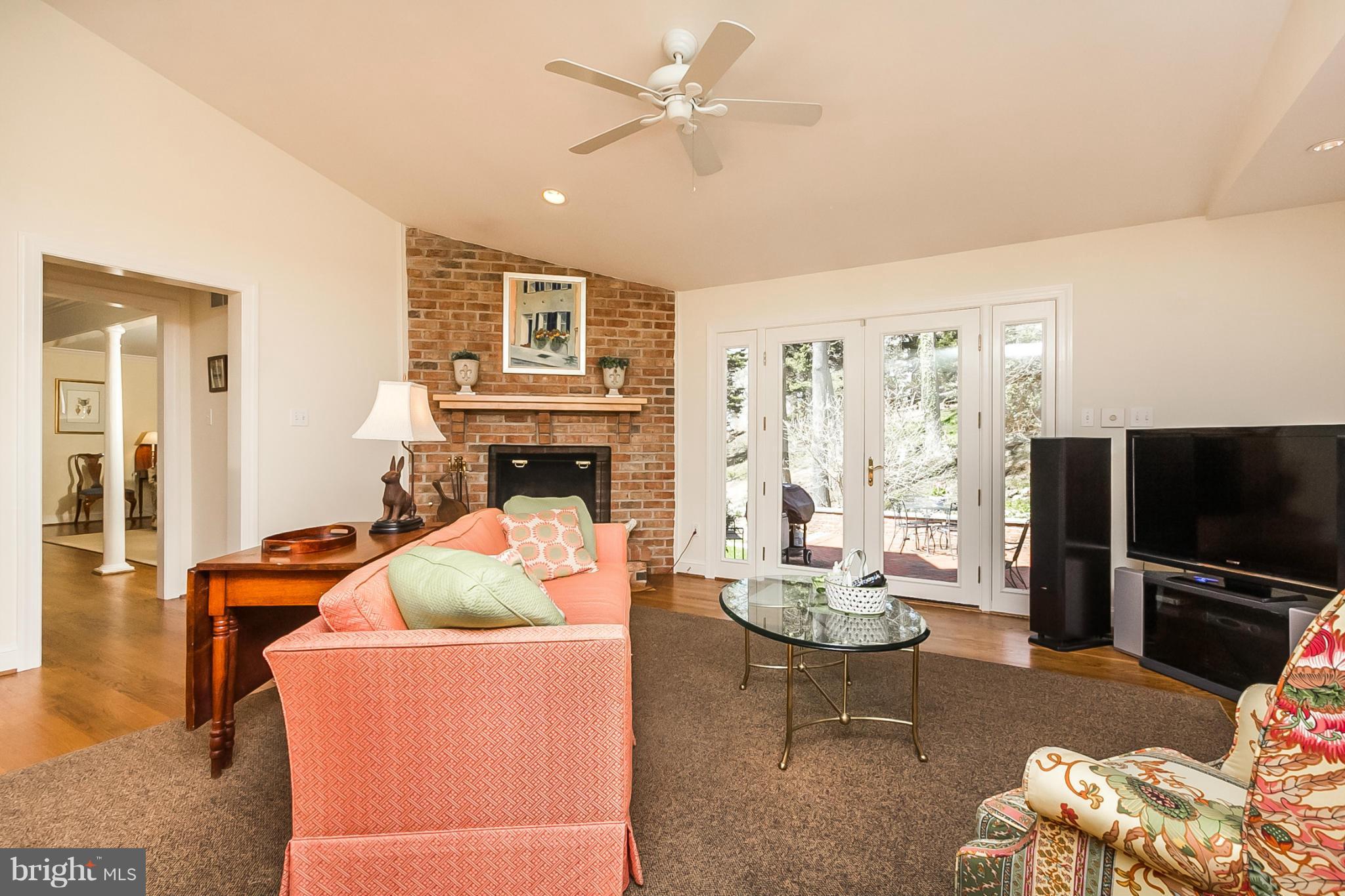 1936 Ruxton Road Baltimore, MD 21204 - Photo 13 of 30 Family Room