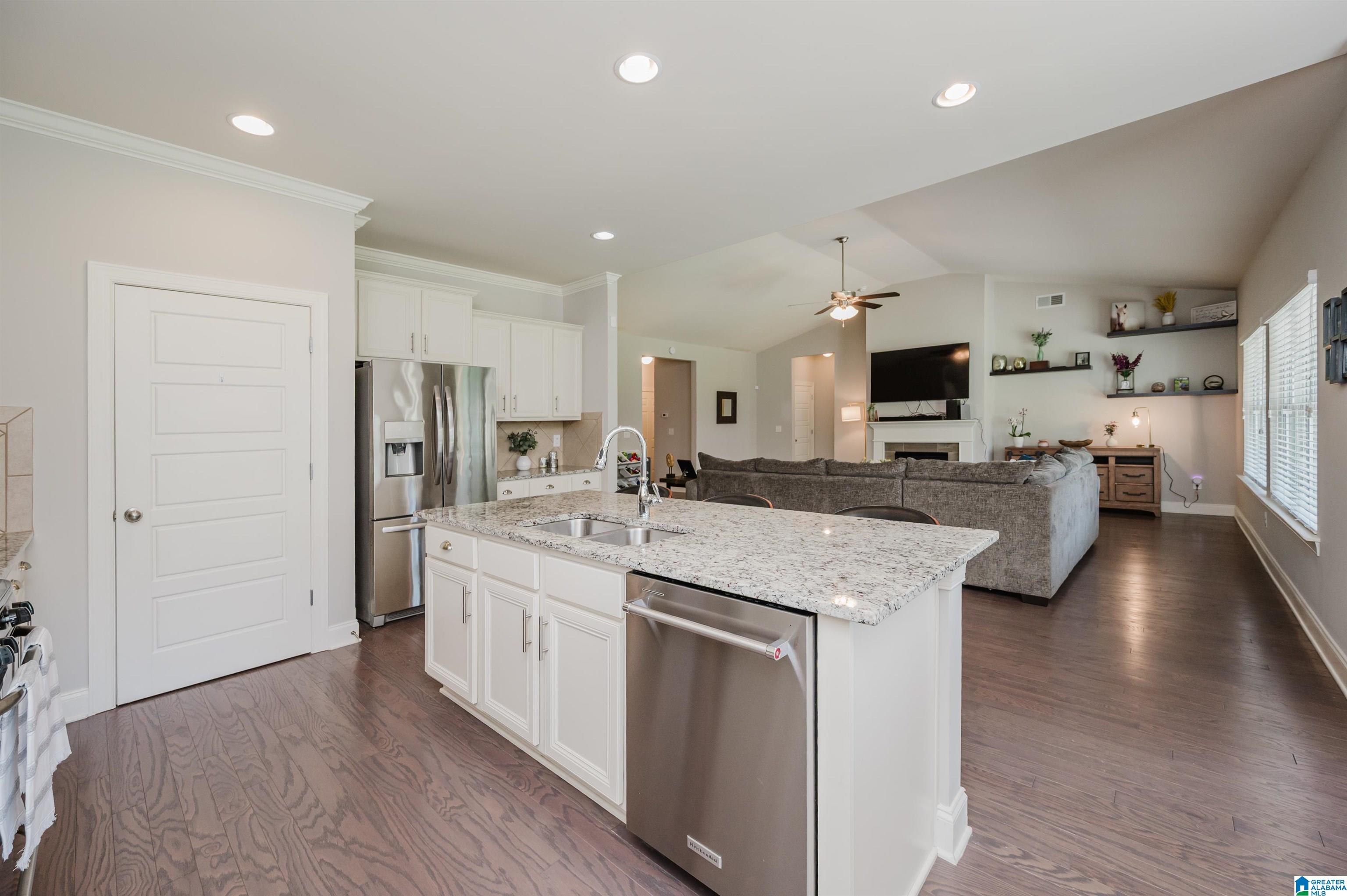 642 Chelsea Station Circle Chelsea, AL 35043 - Photo 12 of 35