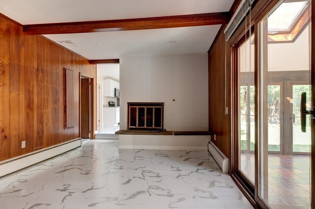 28 Spring Valley Road Worcester, MA 01609 - Photo 15 of 37 Gallery Image 15