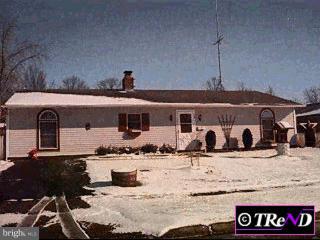 42 Gentle Road Levittown, PA 19057 - Photo 1 of 1
