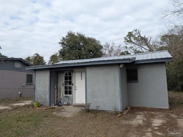 a view of a workspace
