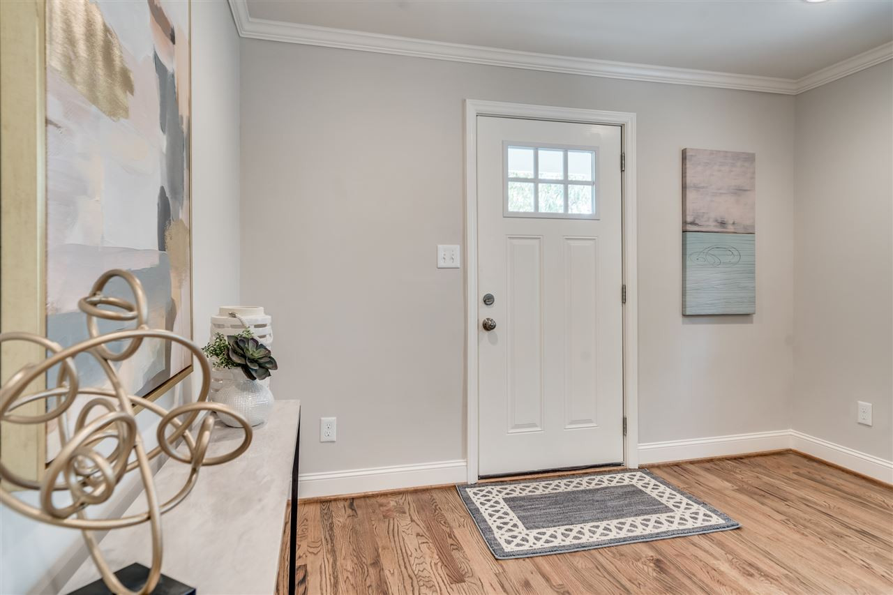 704 Glascock Street Raleigh, NC 27604 - Photo 9 of 30 Photo 9
