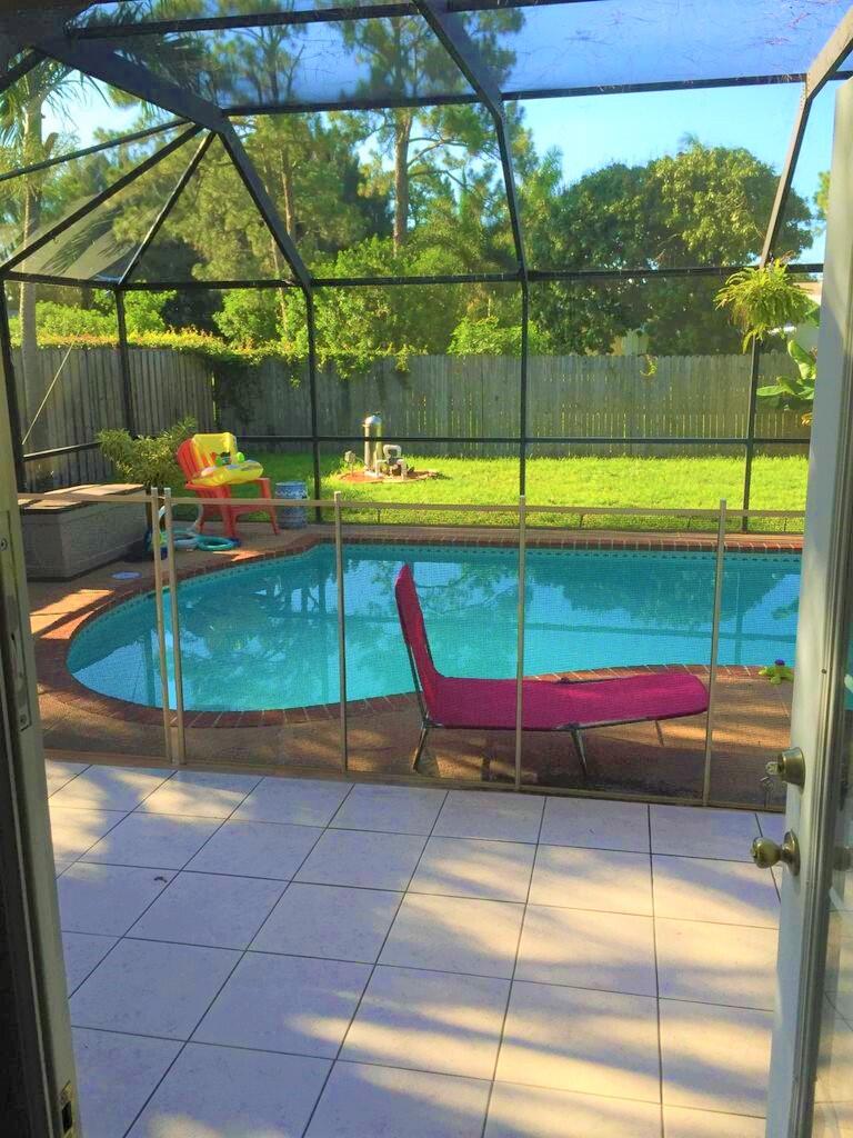 7591 Lantana Road Lake Worth, FL 33467 - Photo 3 of 36 34