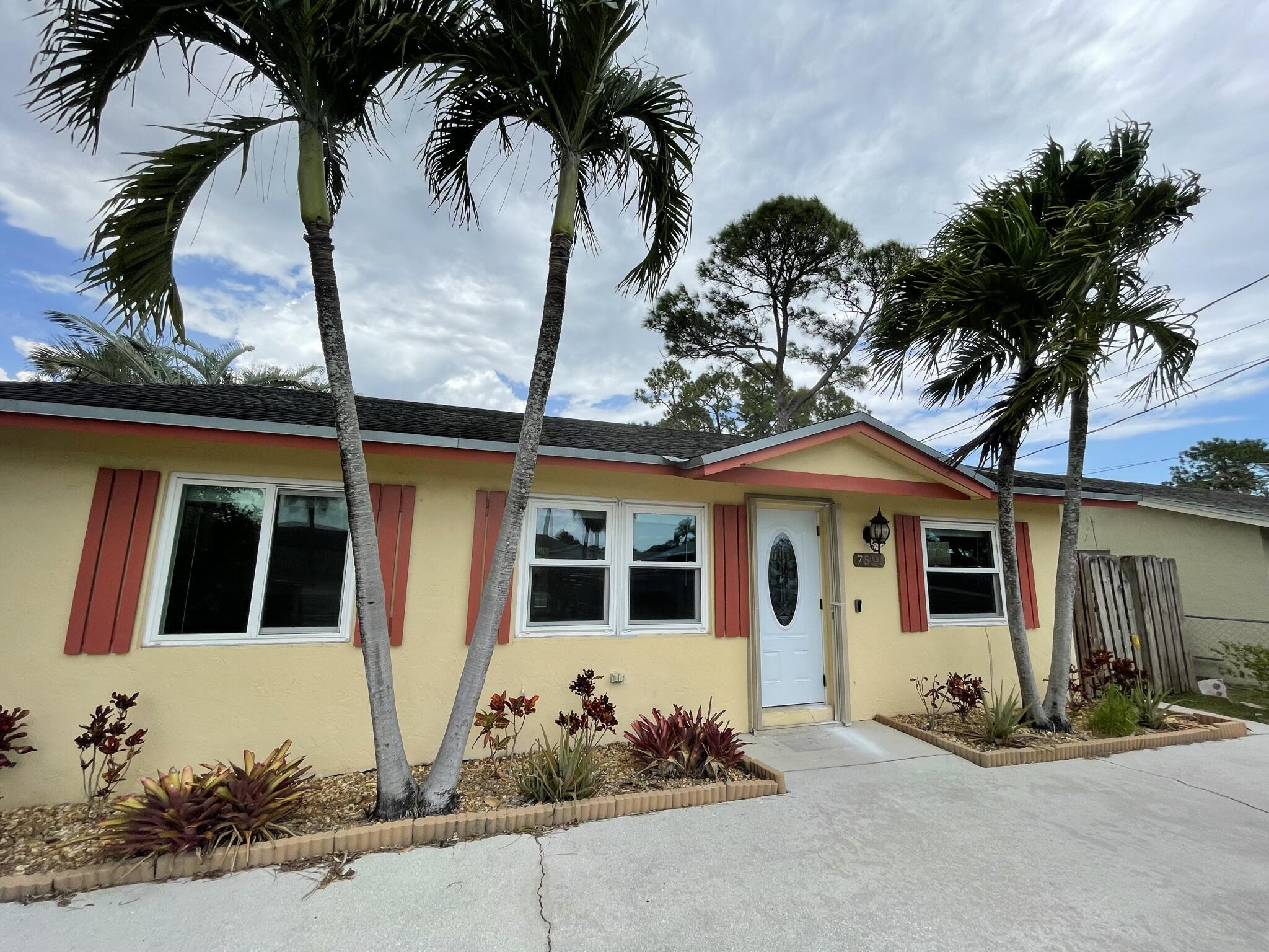 7591 Lantana Road Lake Worth, FL 33467 - Photo 35 of 36 29+