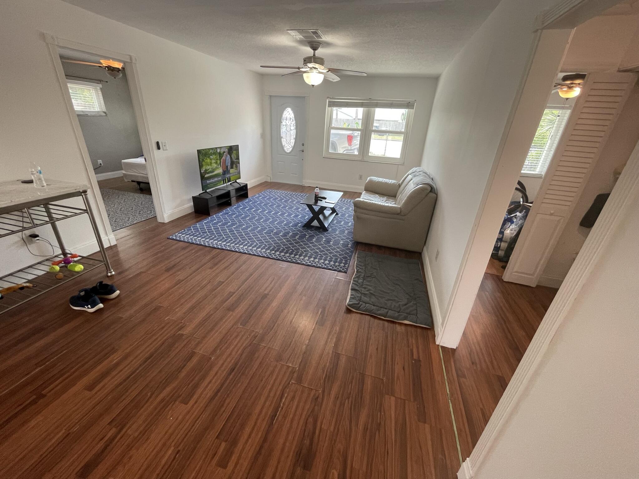7591 Lantana Road Lake Worth, FL 33467 - Photo 4 of 36 3