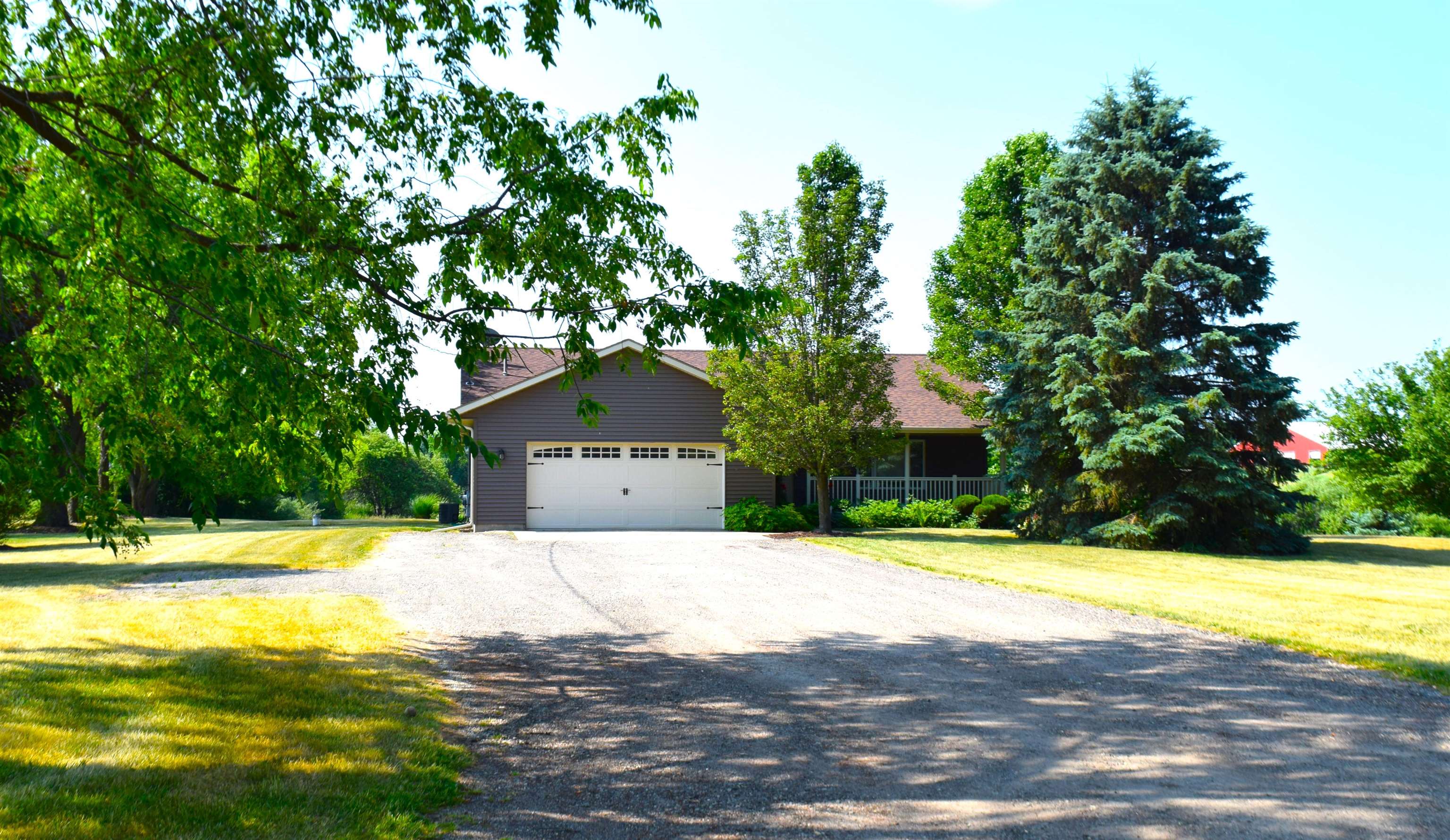262 East Wing Road Mount Pleasant, MI 48858 - Photo 2 of 67