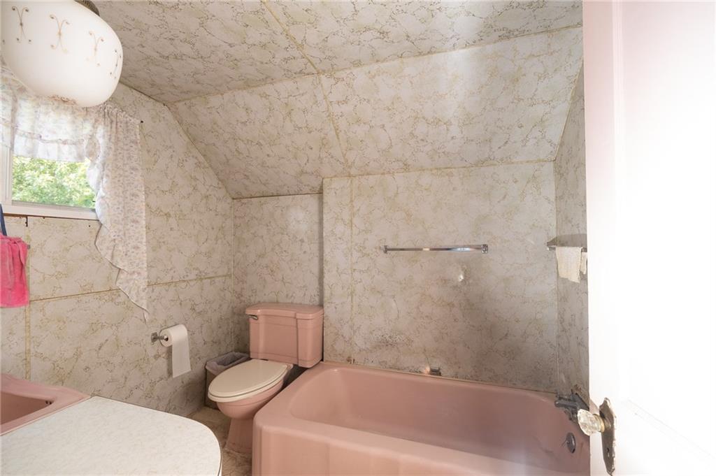 314 Center Grange Road Monaca, PA 15061 - Photo 12 of 20 Full bath on the Upper Level