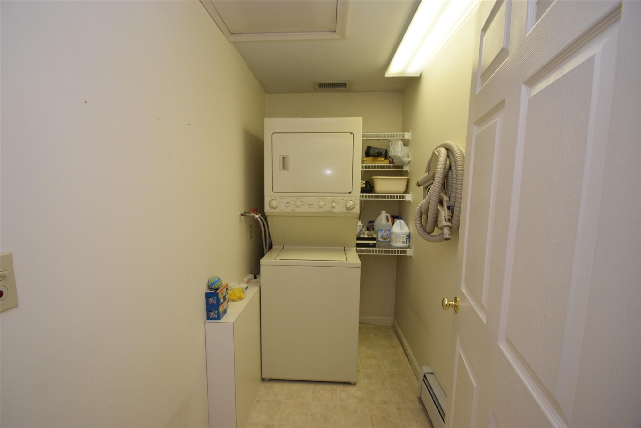 9 Tokanel Road Windham, NH 03087 - Photo 31 of 40