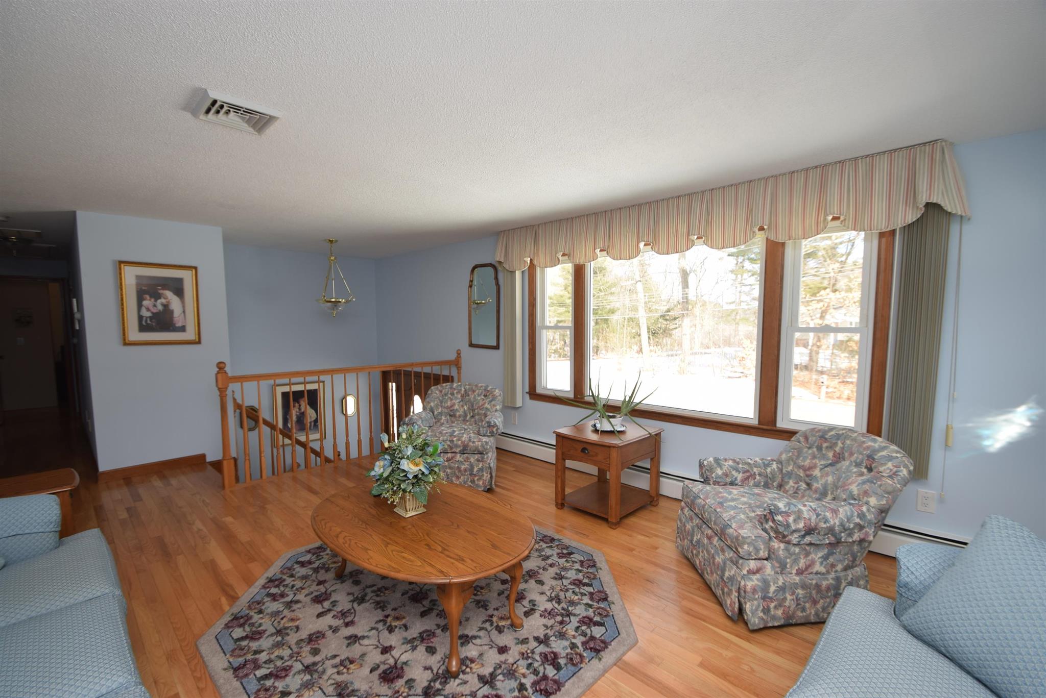 9 Tokanel Road Windham, NH 03087 - Photo 5 of 40