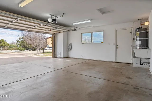 $489,000 | 17355 La Junta Street, Hesperia, CA 92345