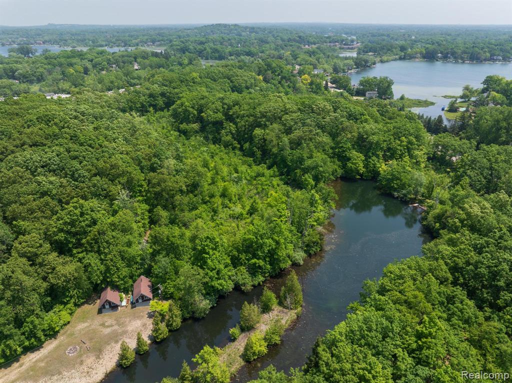 7490 Andersonville Road Clarkston, MI 48346 - Photo 6 of 27