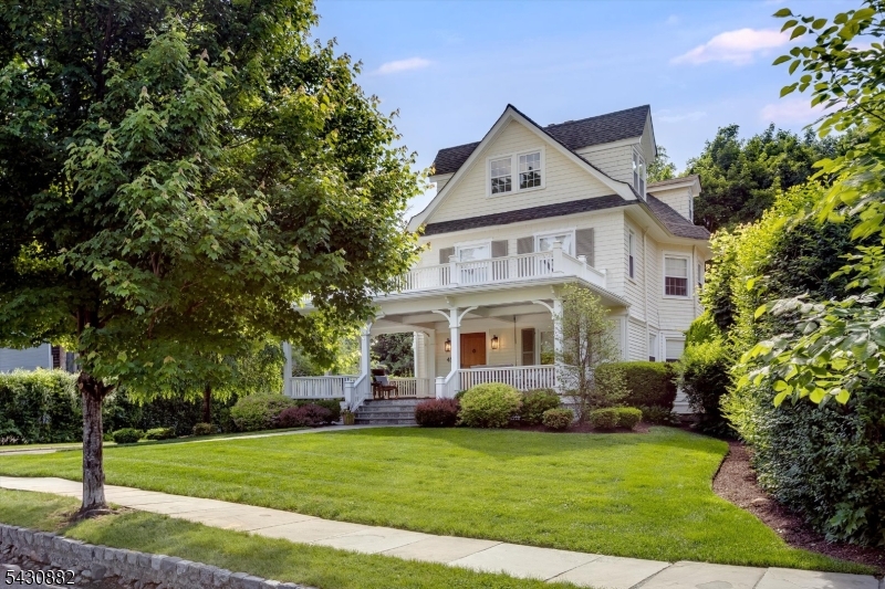 45 Hamilton Road Glen Ridge, NJ 07028 - Photo 2 of 45