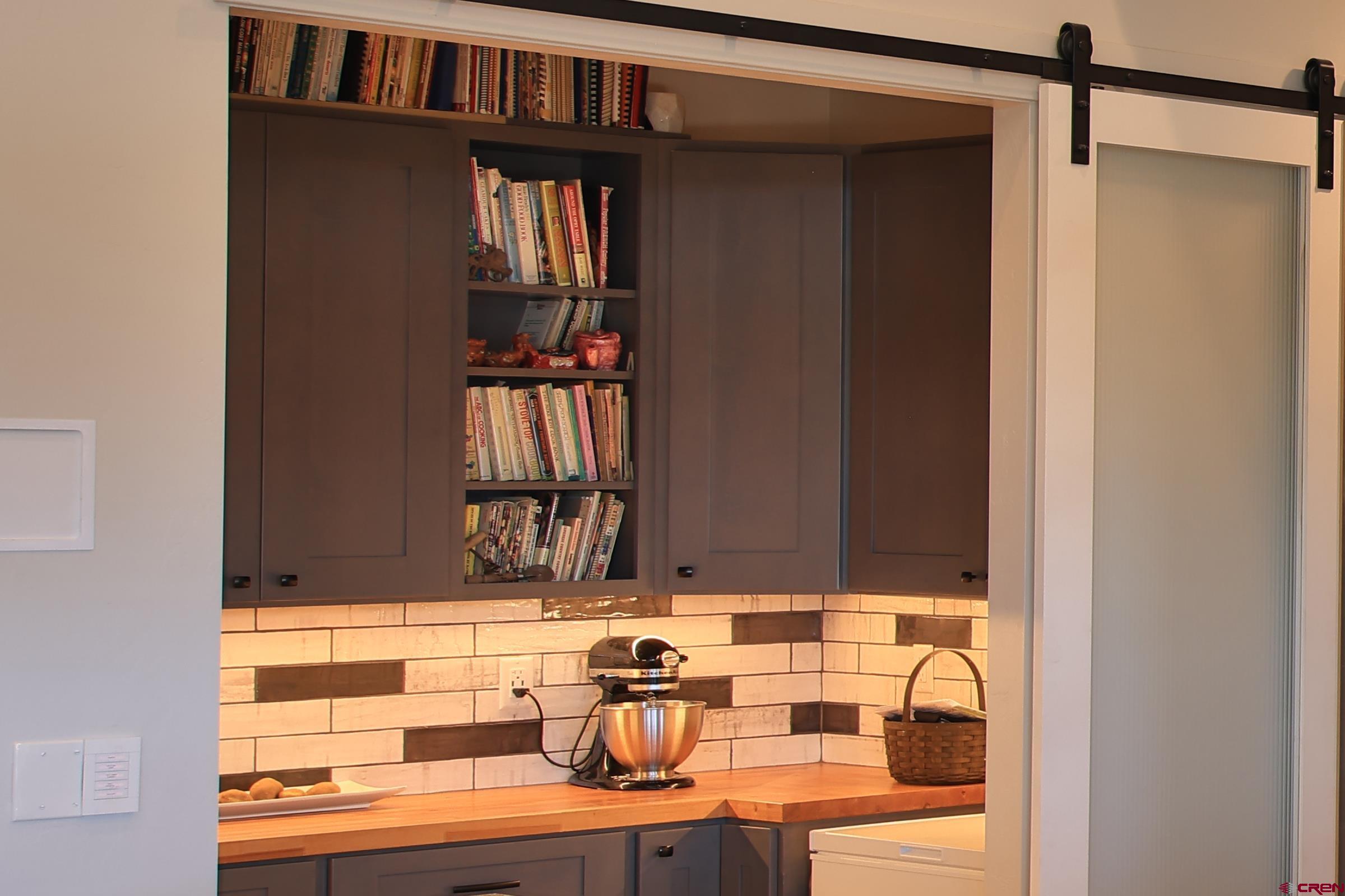 12471 54 7/10 Road Molina, CO 81646 - Photo 19 of 35 a bathroom with a sink and a mirror