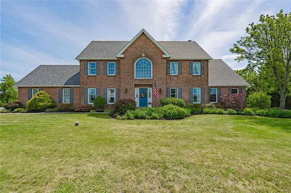$759,900 | 4542 Springfield Drive, Coplay, PA 18037