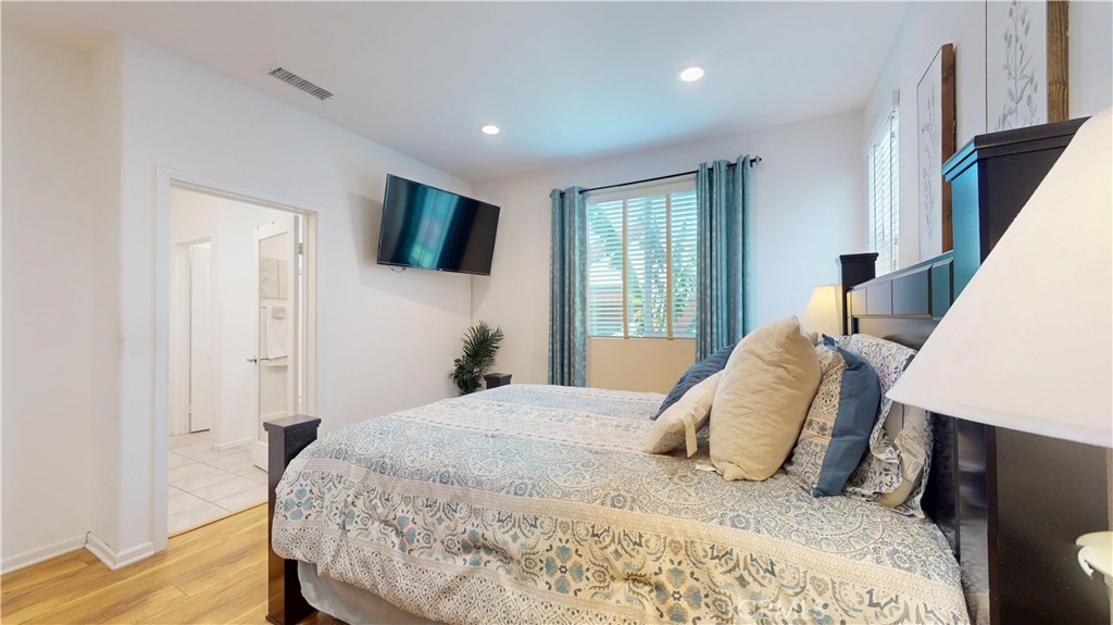 10351 Diamond Pacoima, CA 91331 - Photo 36 of 43