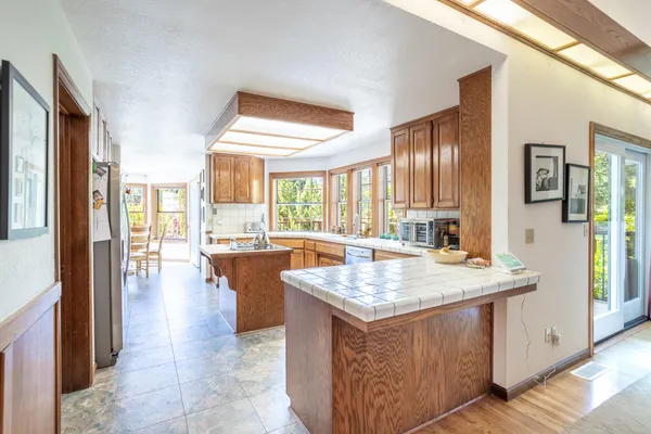 $1,190,000 | 8826 Heritage Court, Redding, CA 96001