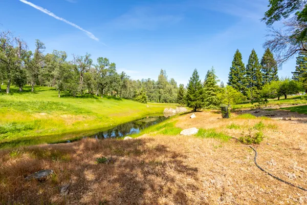 $1,190,000 | 8826 Heritage Court, Redding, CA 96001
