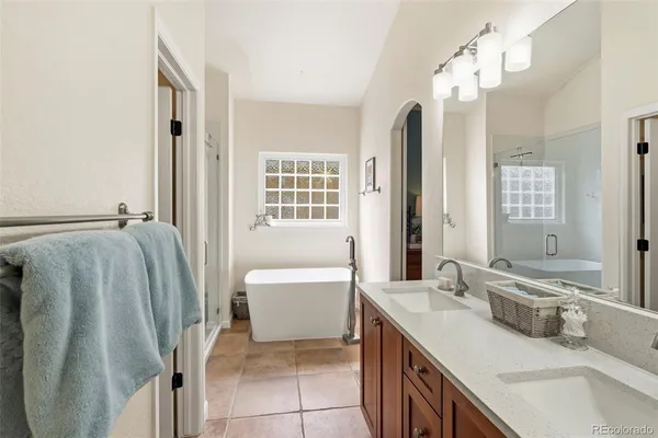 $749,000 | 22783 East Davies Drive, Aurora, CO 80016