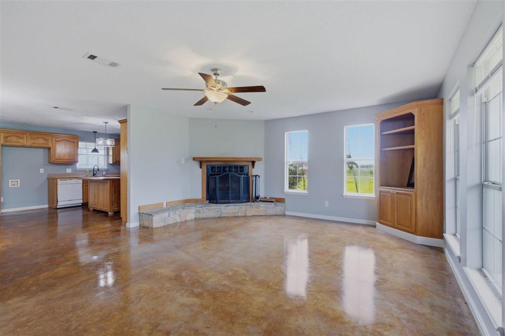 12135 Pousson Road Iowa, LA 70647 - Photo 9 of 15