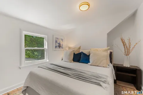 $2,300,000 | 18 Silver Brook Road, Westport, CT 06880