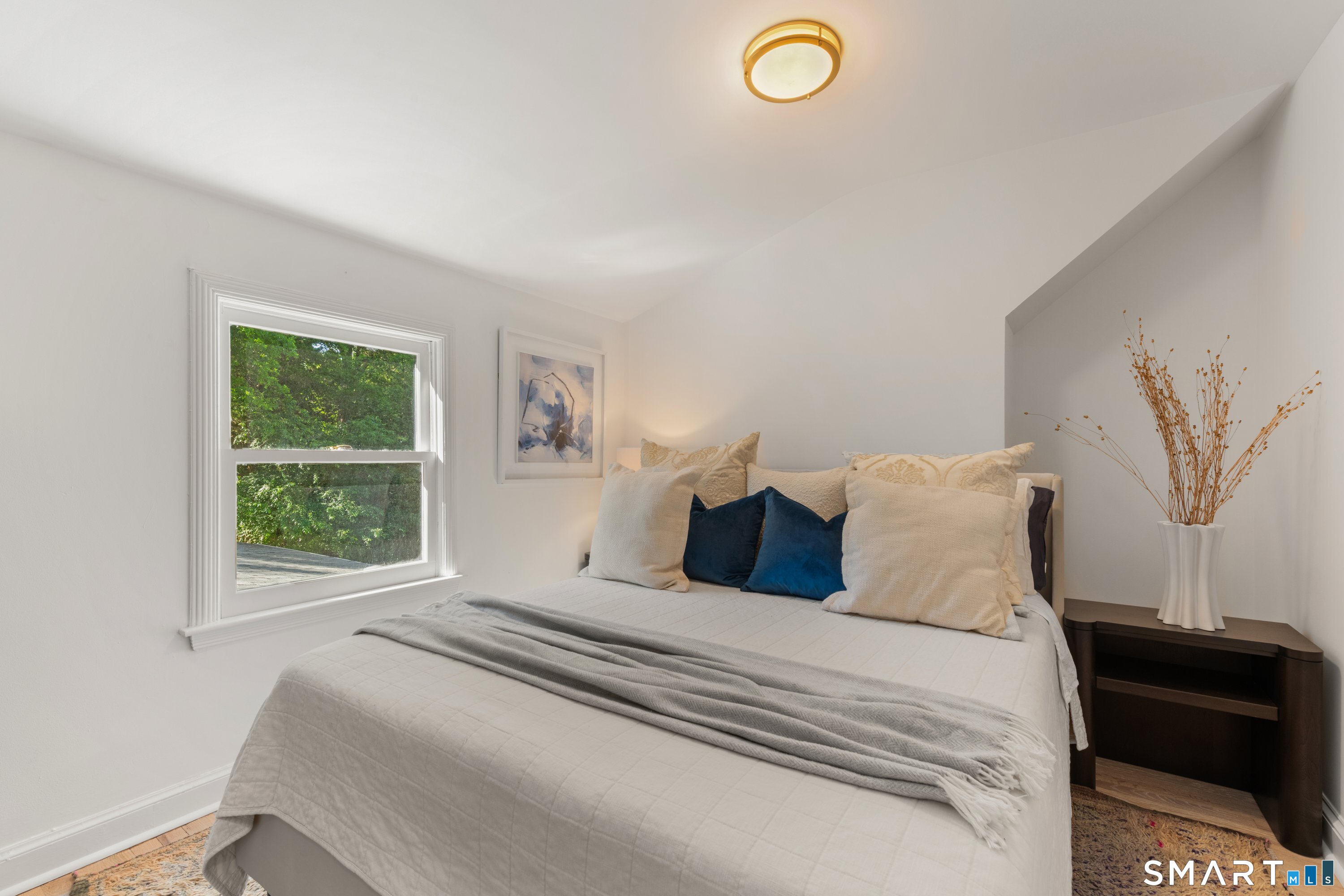 18 Silver Brook Road Westport, CT 06880 - Photo 19 of 33