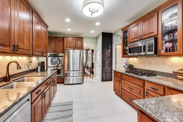 $1,200,000 | 1518 North Patton Avenue, Arlington Heights, IL 60004